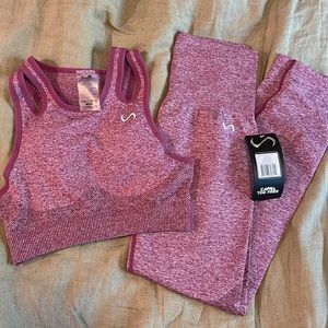 NWT TLF Apparel Size Medium Berry Workout Set